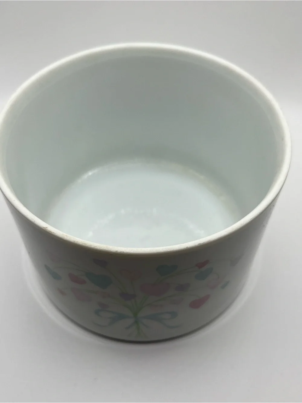 Vintage 1987White Porcelain Planter Bowl with Pastel Heart Bouquet Cottage Core